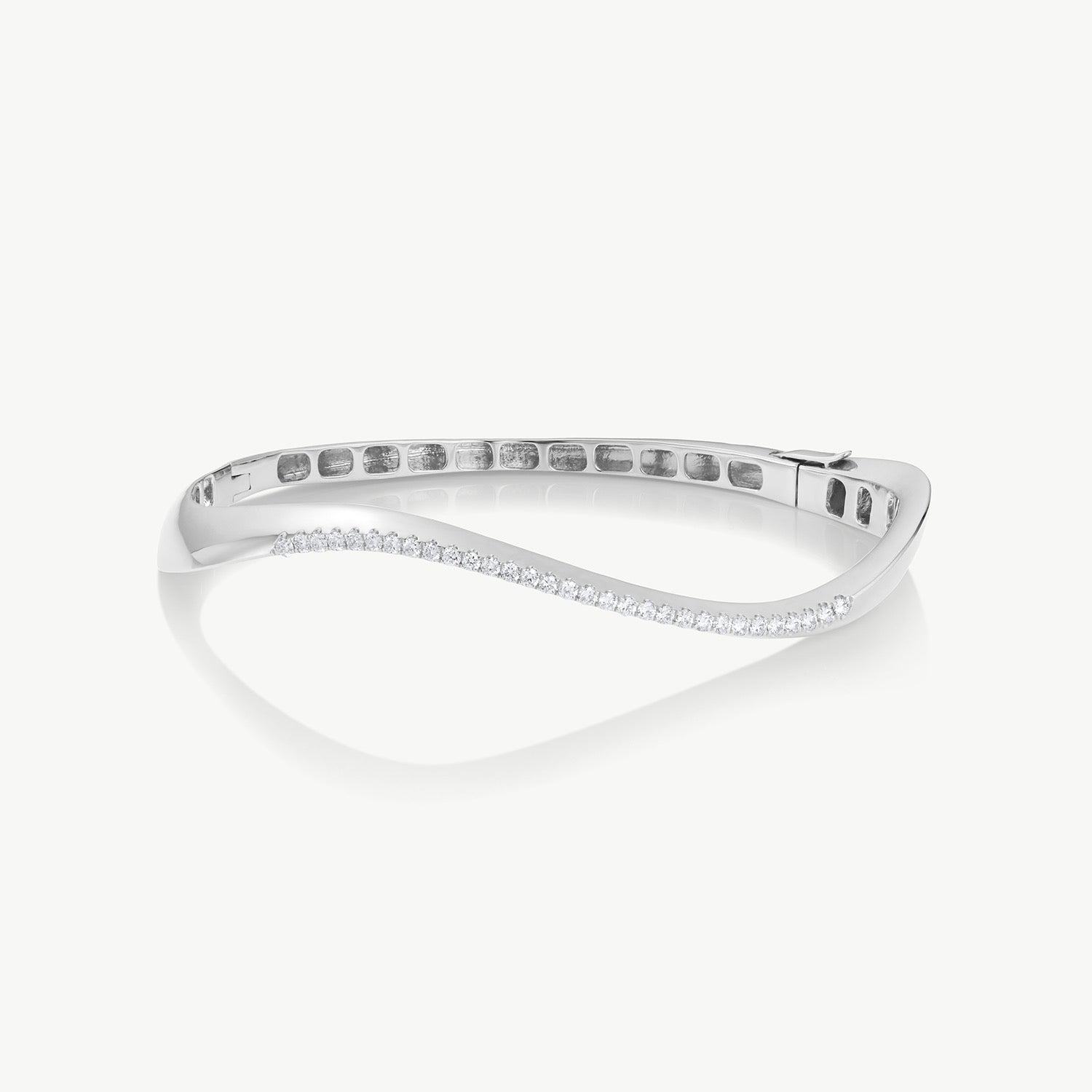 The MOUJ bangle