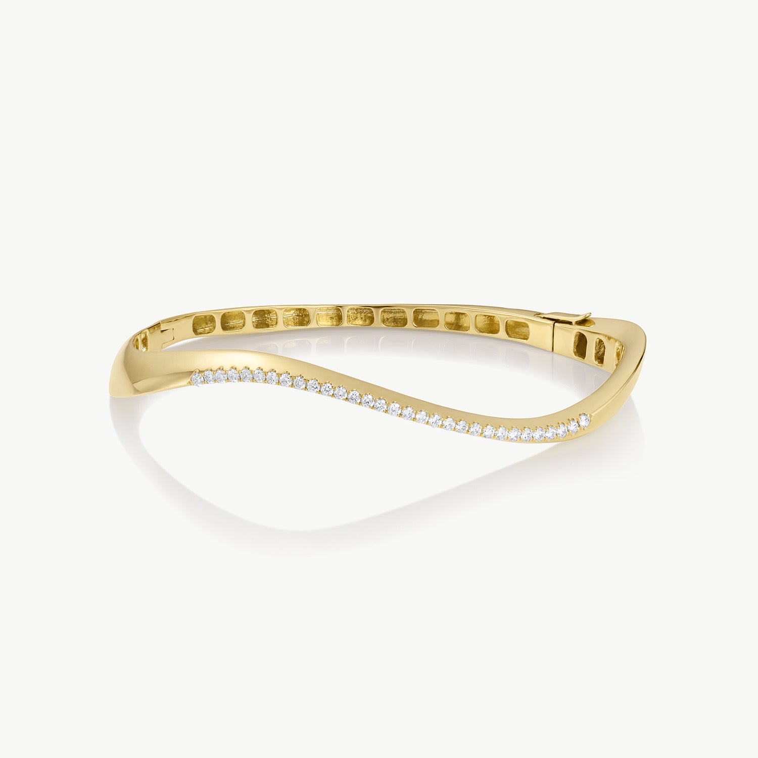 The MOUJ bangle